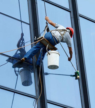 會(huì)所燈具清潔